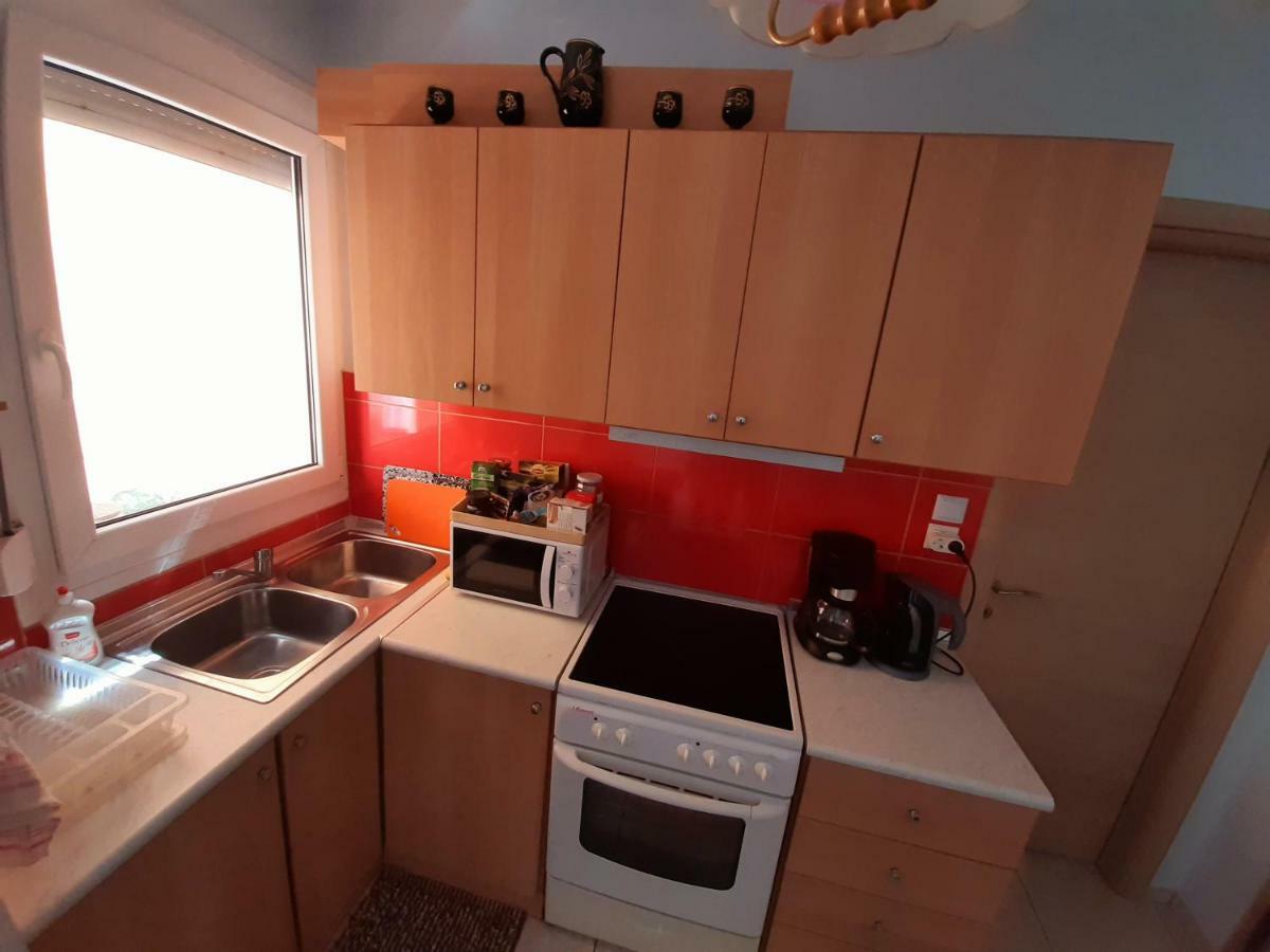 Apartment With Balcony And Parking Kavala Exterior photo